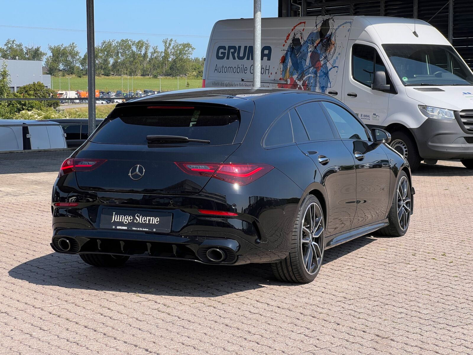 Mercedes-Benz Mercedes-AMG CLA 35 4M SB - Samsaru's Car Outlet