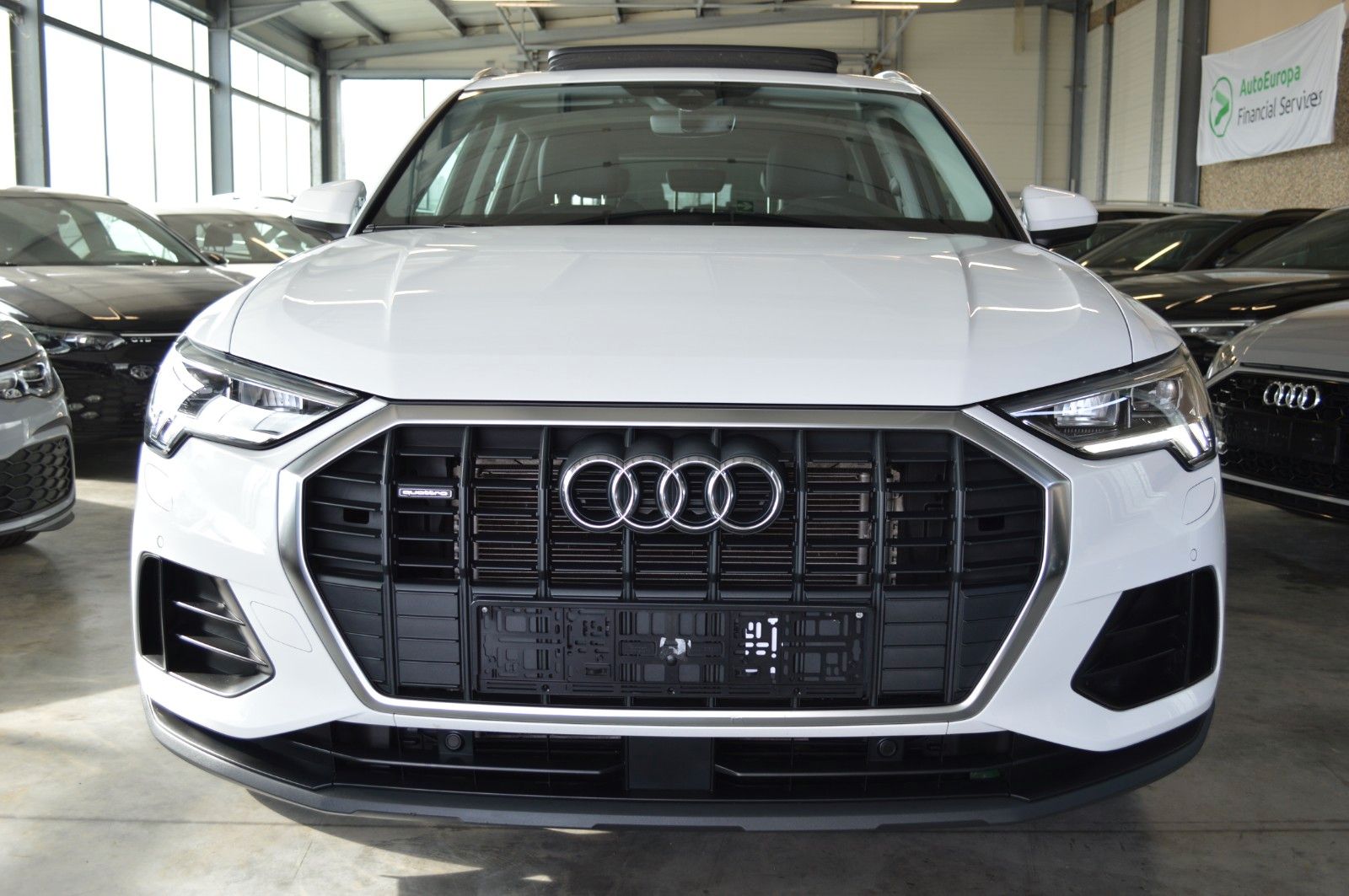 Audi Q3 35 TDI quattro - Samsaru's Car Outlet
