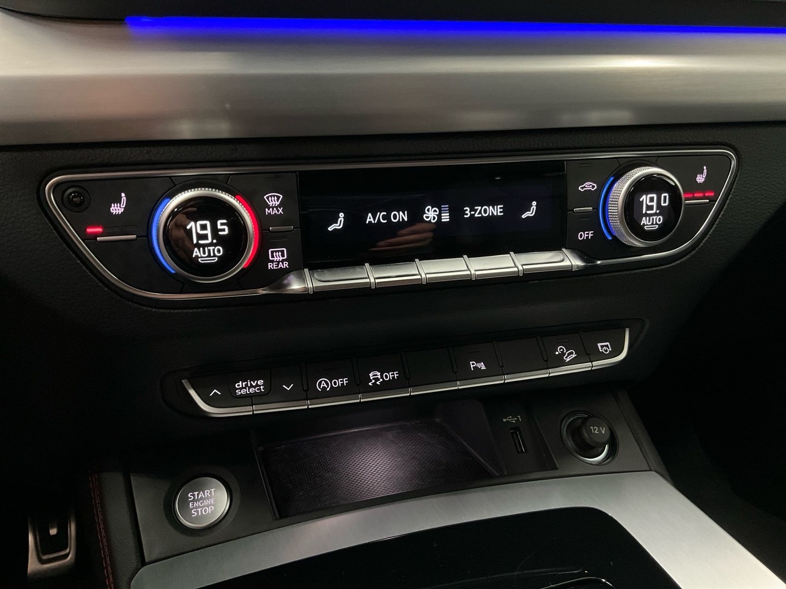 Audi Q5 S-LINE BLACK 40TDI S-TRONIC - Samsaru's Car Outlet