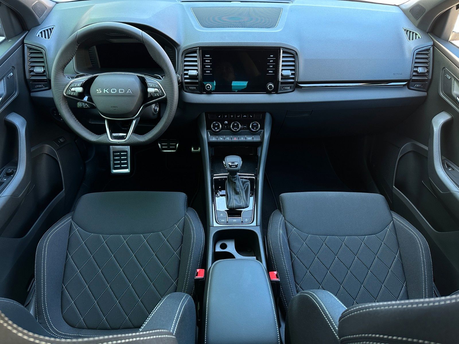 Skoda 2.0TSi 4x4 DSG Sportline PADACH Webasto AHK LM19