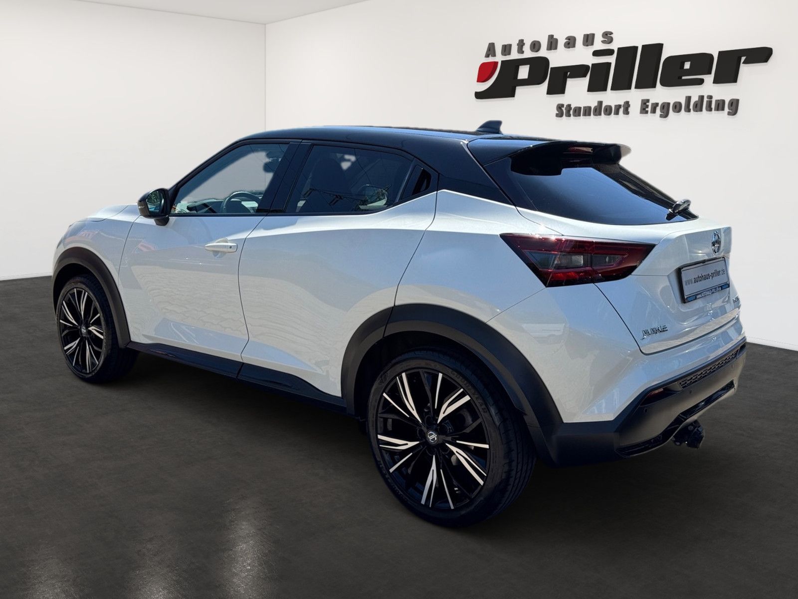 Nissan Juke 1.0DIG-T DCT N-Design - Samsaru's Car Outlet