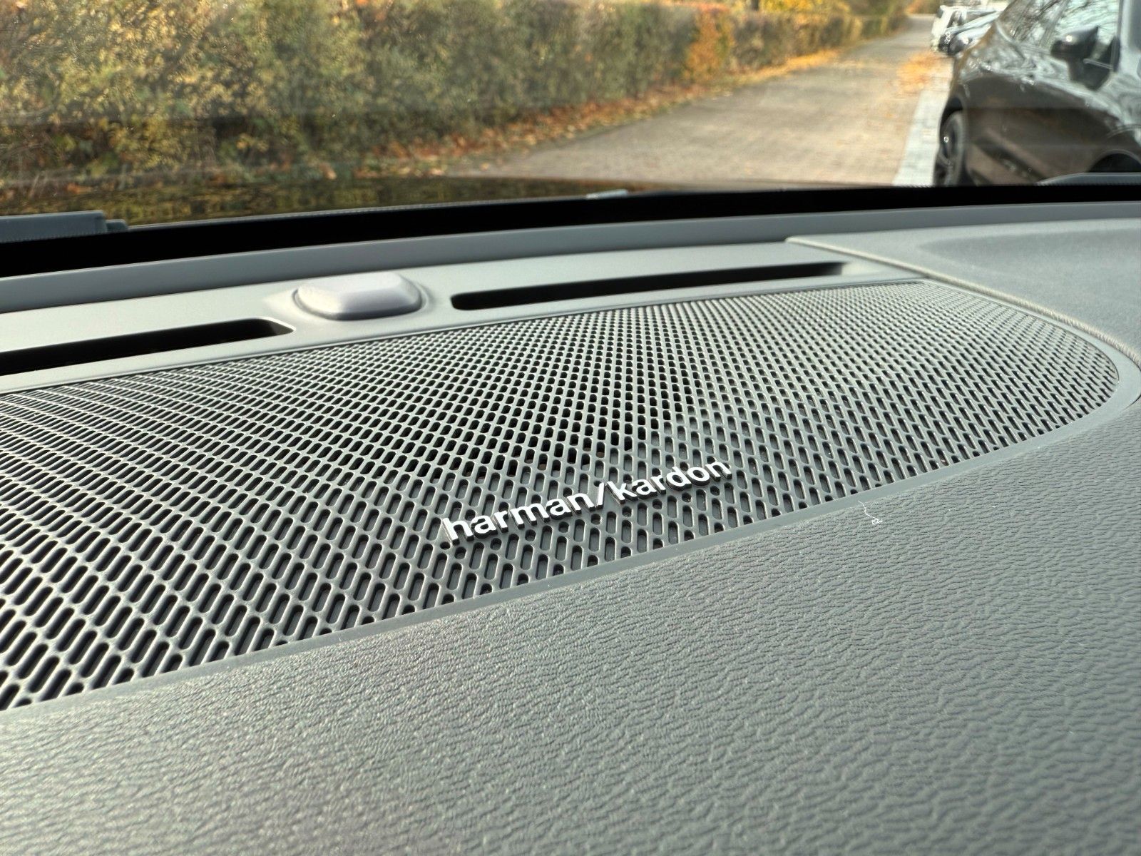 Volvo XC40 ULTIMATE+ALLWETTER+AHK+BLISS+PILOT+