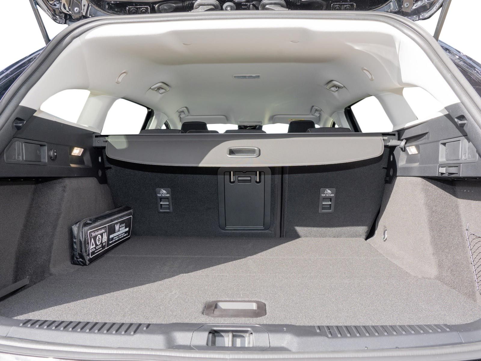 Ford Focus Titanium X 1.5l EcoBl.+Navi+Kamera+PDC+LED
