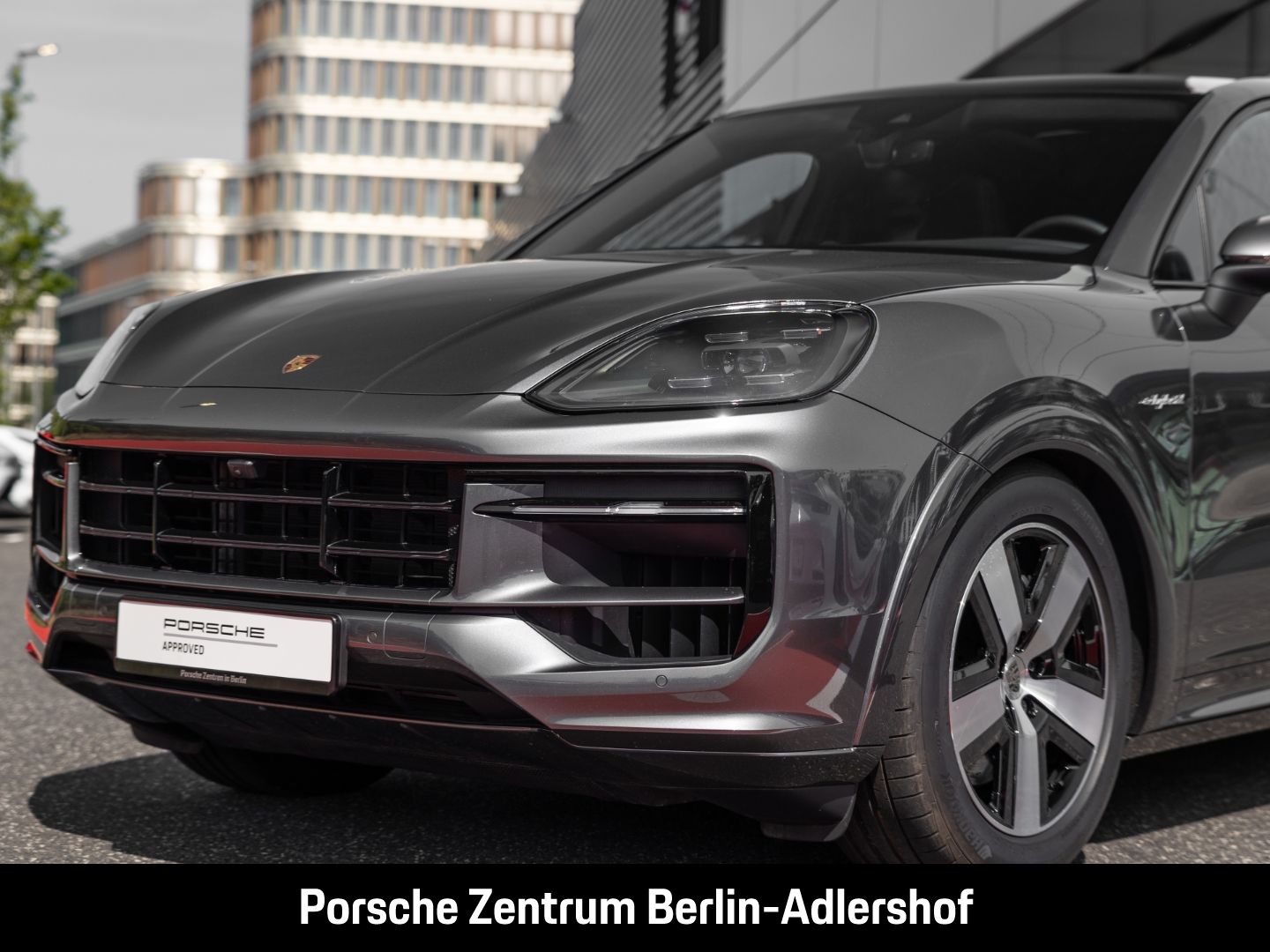 Porsche Cayenne E-Hybrid Coupe Luftfederung Panoramadach
