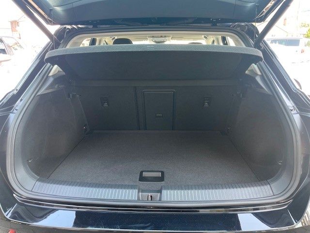 Volkswagen T-Roc 1.5 TSI Style - Samsaru's Car Outlet