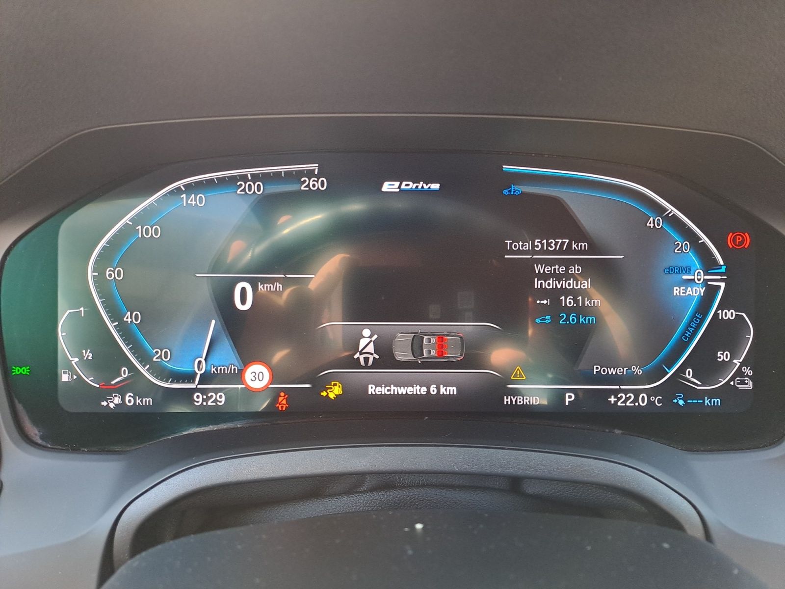 BMW 330e xDrive Touring - Samsaru's Car Outlet