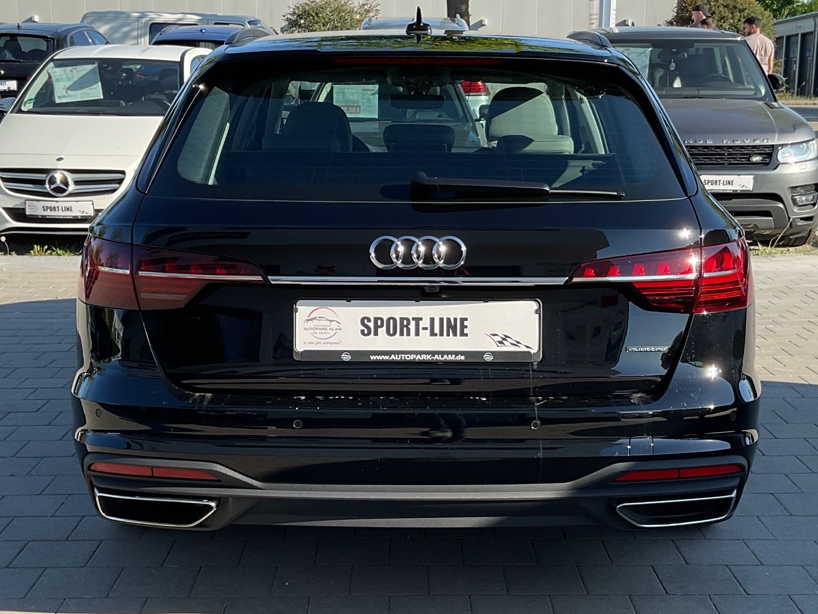 Audi A4 Av.40 TDI quattro S-Tr.Matrix - Samsaru's Car Outlet