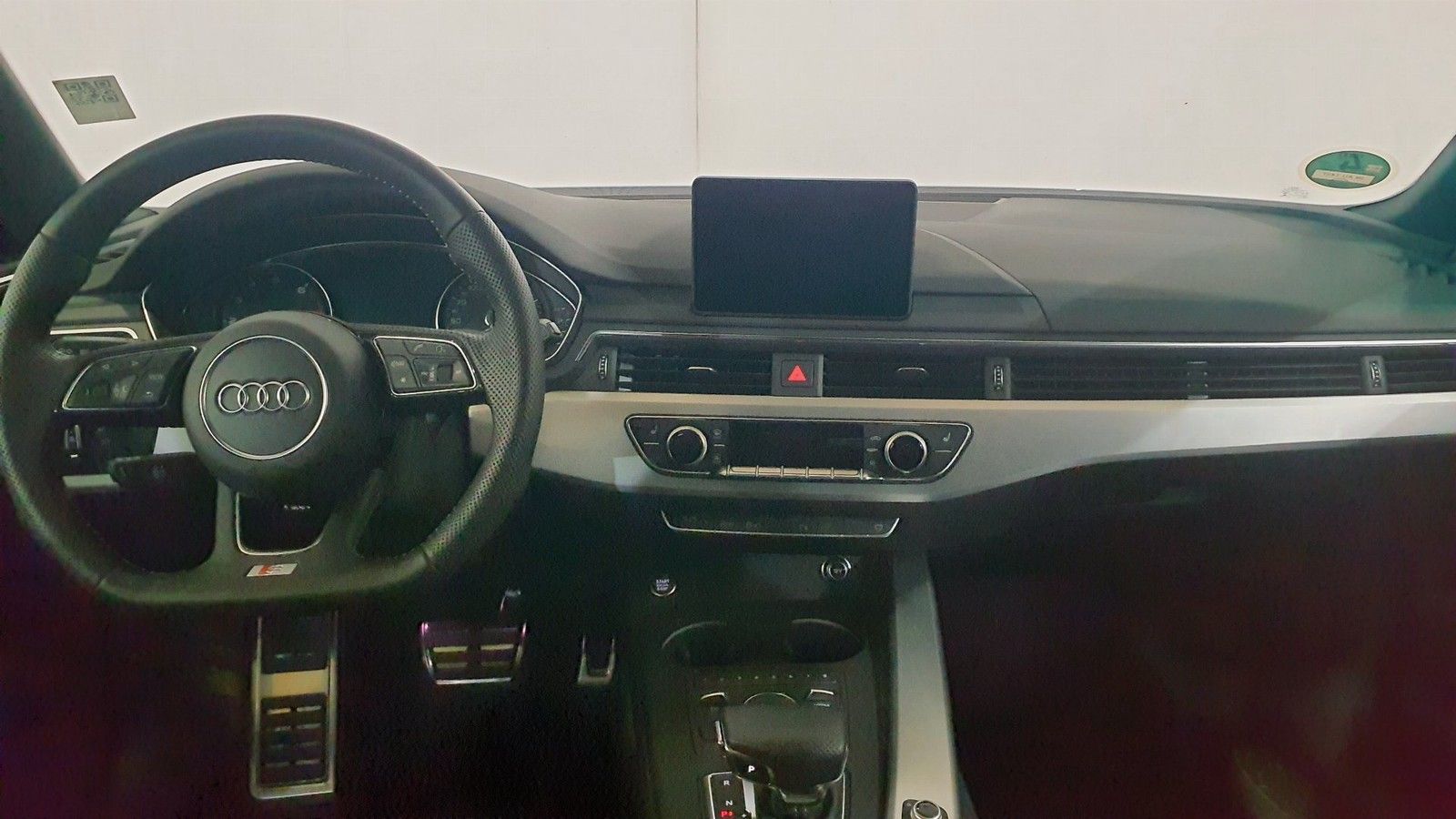 Audi A4 Avant 40 g-tron S-Line - Samsaru's Car Outlet