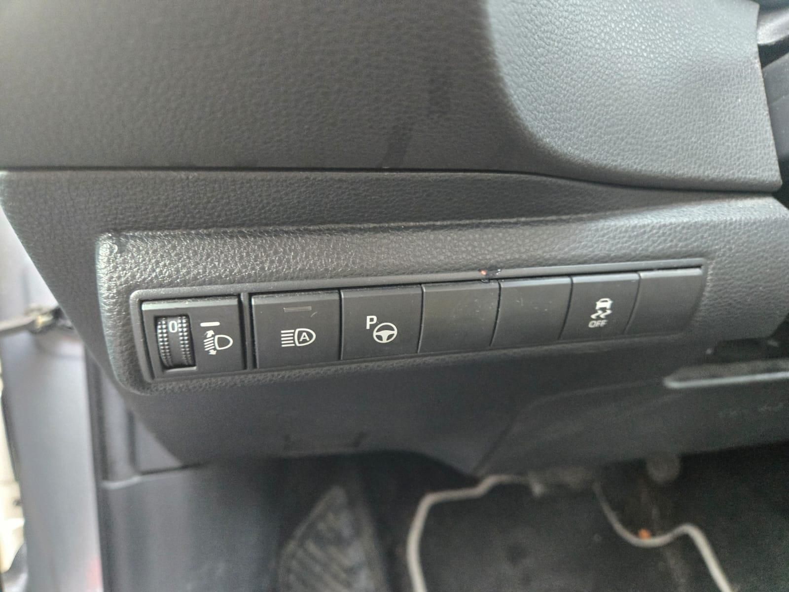 Toyota Corolla 1.8 Hydrid 1.Hand/Kamera/SHZ/NAVI/PDC...