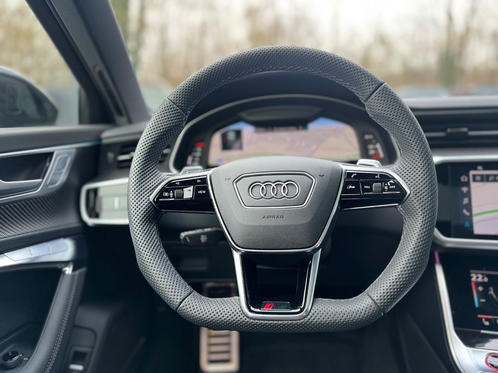 Audi RS6 AVANT QUATTRO PERFORMANCE*22.Z*CARBON*AHK*