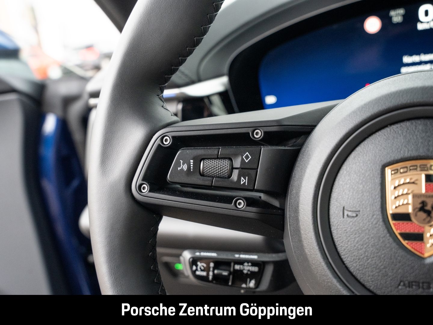 Porsche Macan 4 Luftfederung Panoramadach BOSE HA-Lenkun