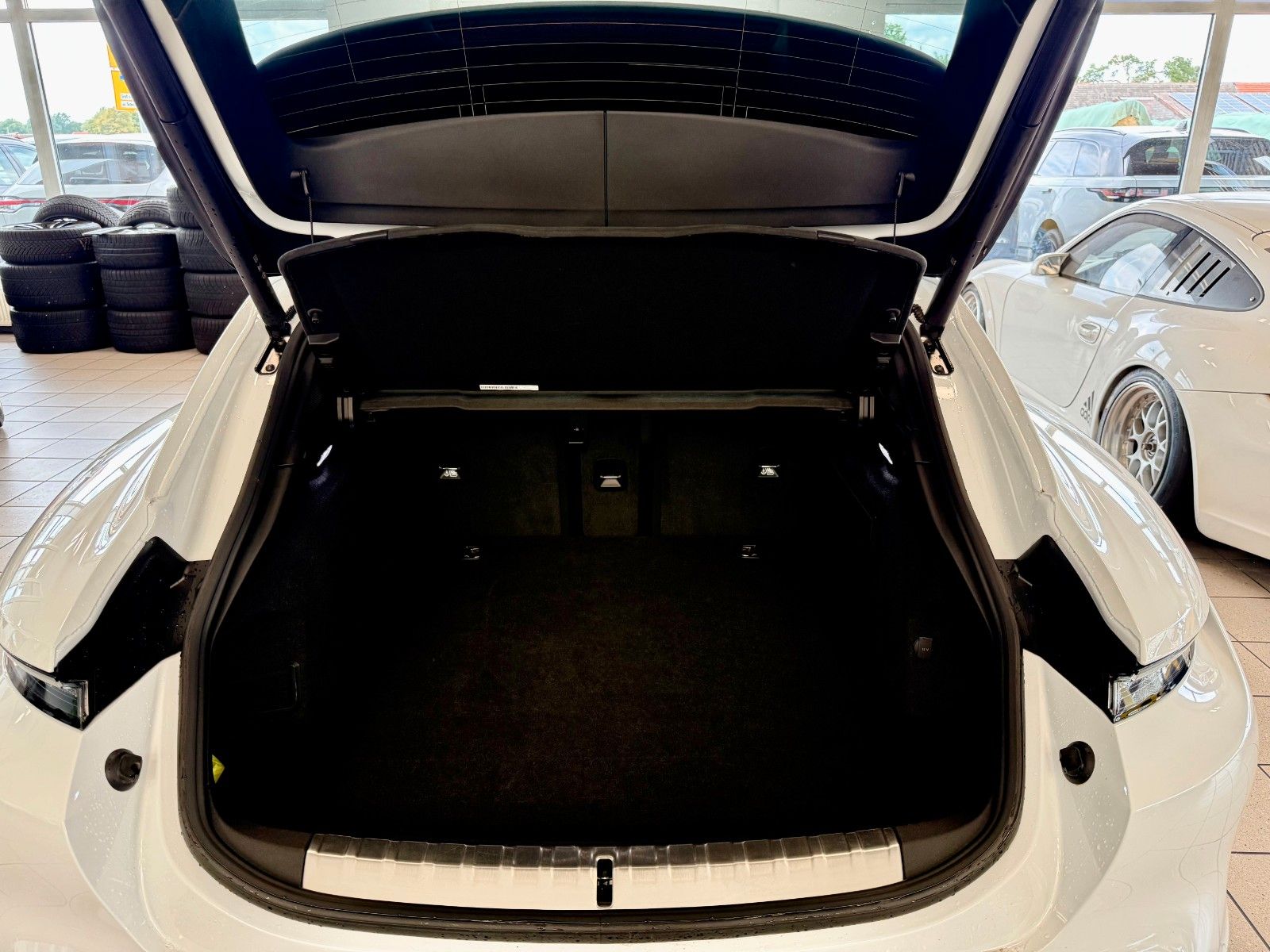 Porsche Taycan Sport Turismo GTS SportDesign/Panorama