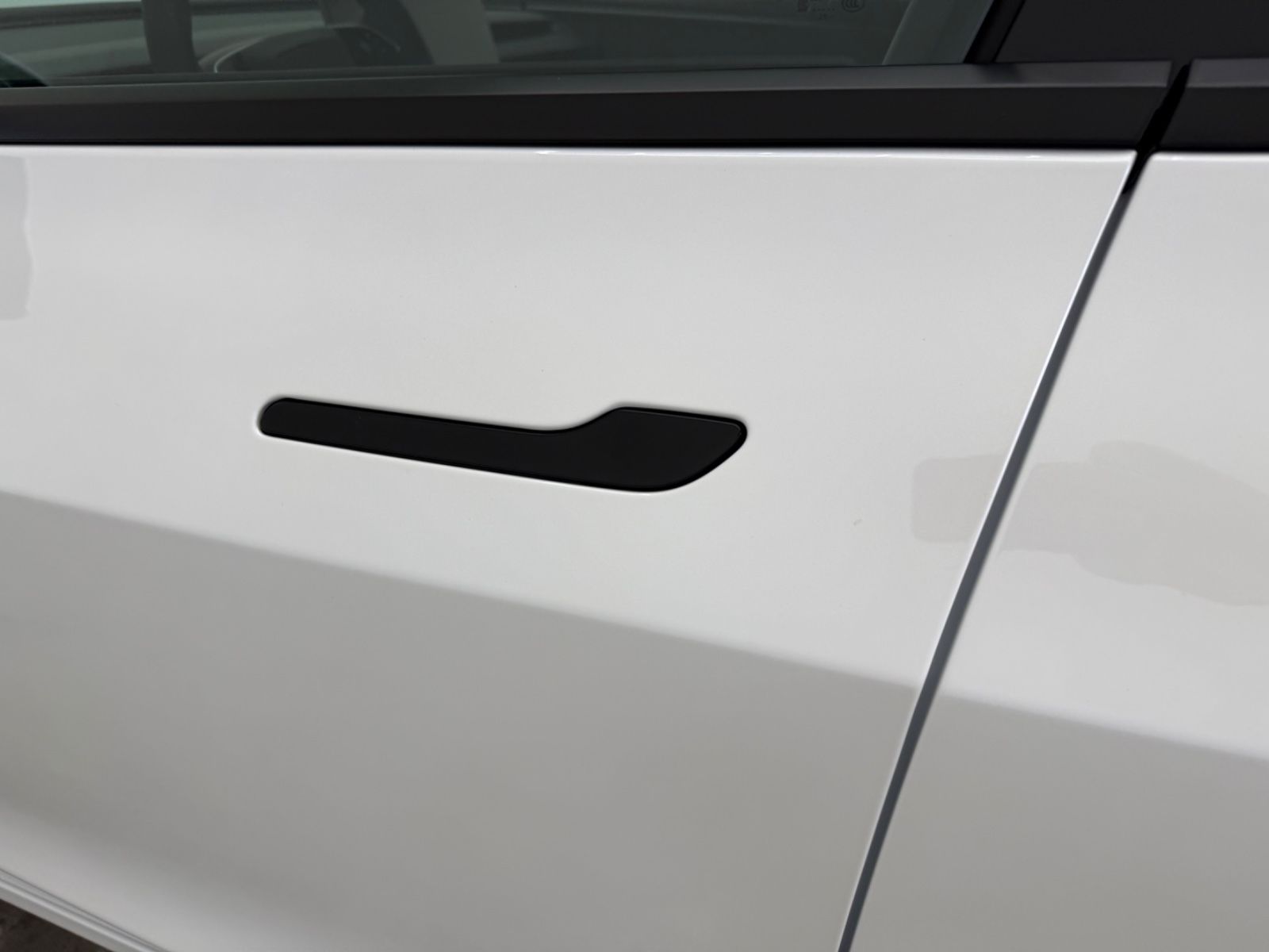 Tesla Model 3 Hinterradantrieb RWD