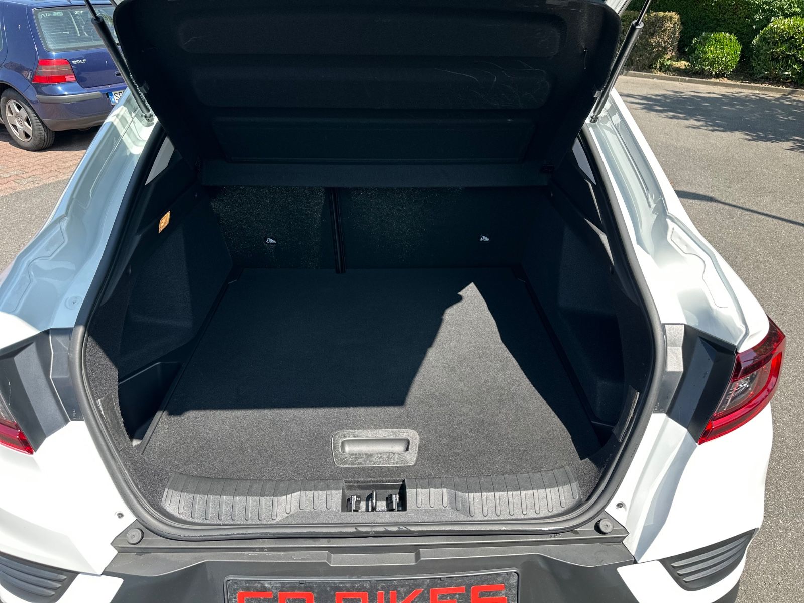 Renault Arkana Zen 1,3 TCe 140 EDC - Samsaru's Car Outlet