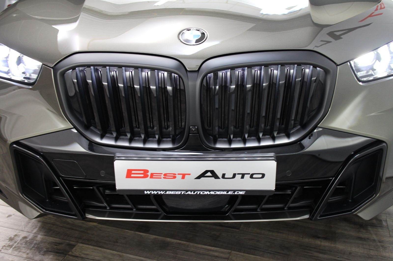 BMW X5 30 d xDrive M Sport H&K Carbon Luftfederung