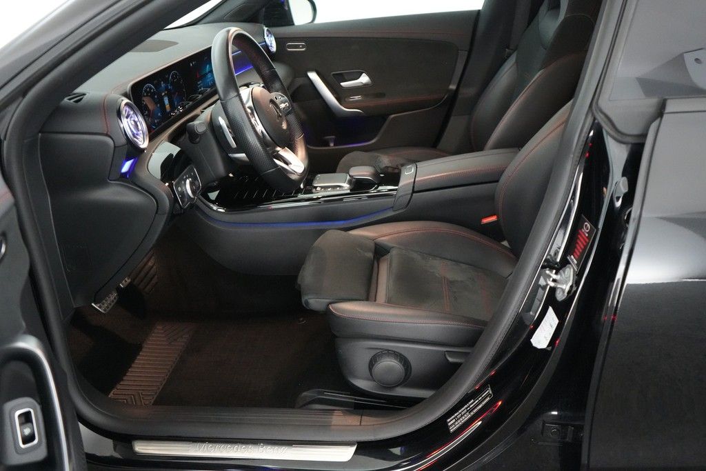 Mercedes-Benz CLA 250 Shooting Brake 4Matic AMG line - Samsaru's Car Outlet