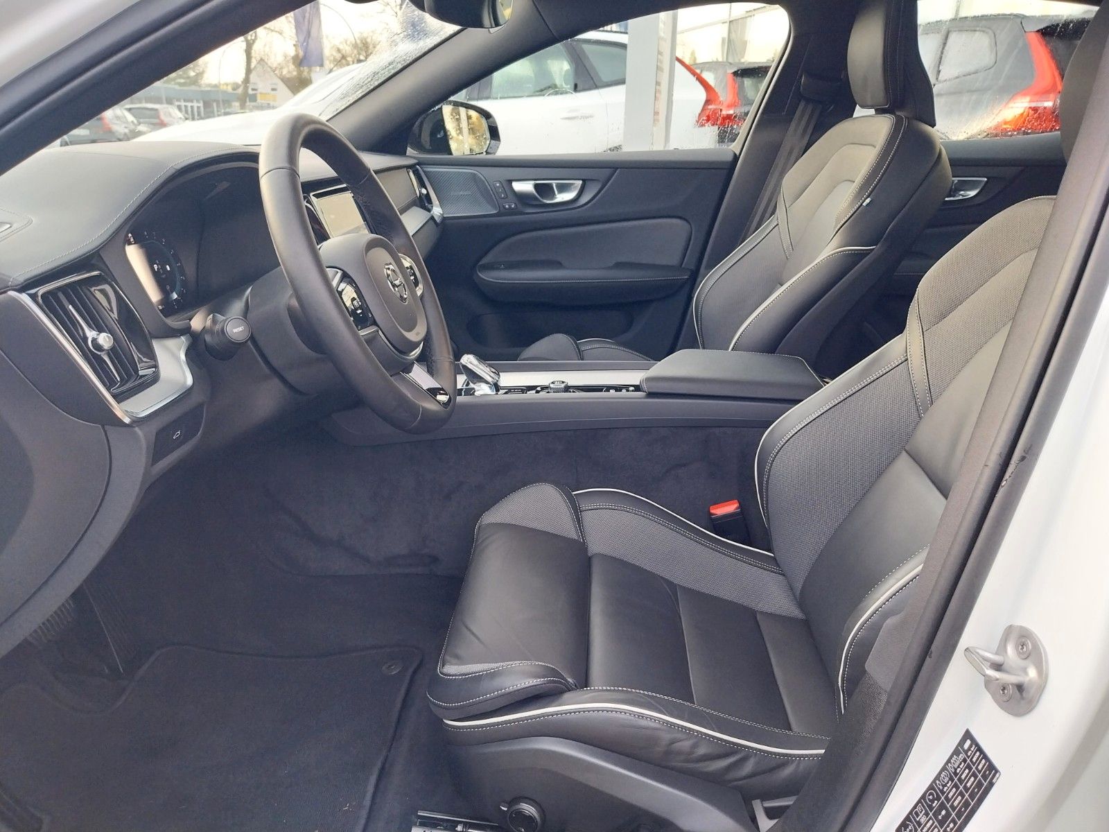 Volvo S60 B5 Ultimate Dark AWD "Standheizung"