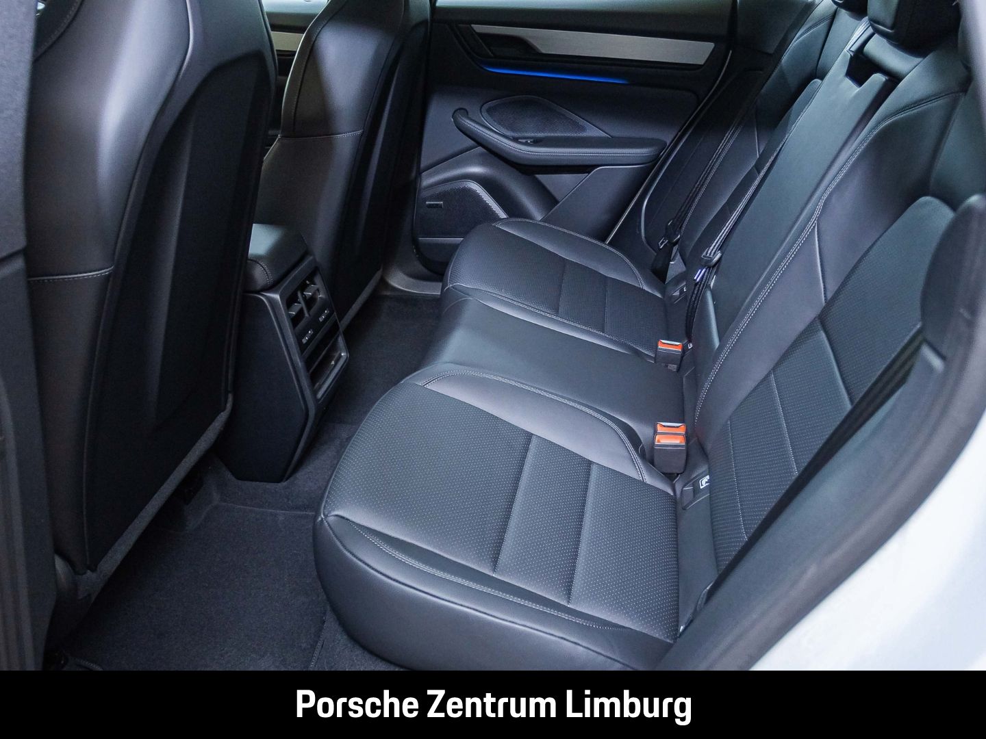 Porsche Macan 4 BOSE Surround-View Panorama Luftfederung