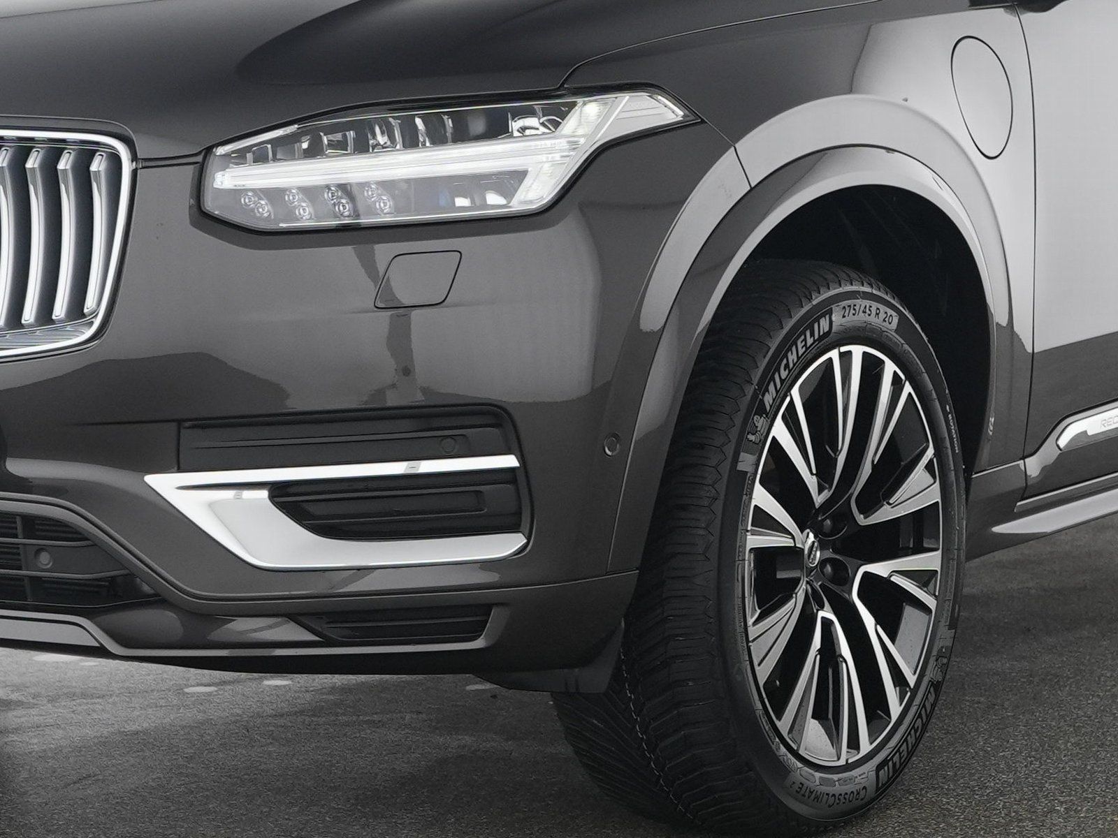 Volvo XC90 T8 AWD Ultimate Bright AHK*STHZ*360°-KAMERA