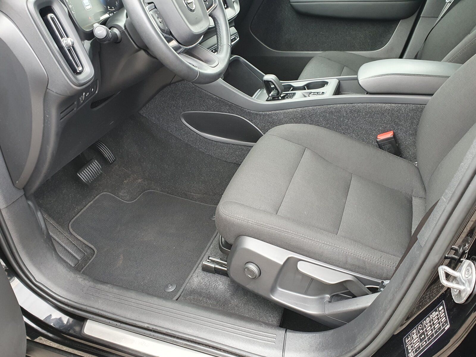 Volvo XC40 T4 Essential Plug-In Keyless-Start/Autom.
