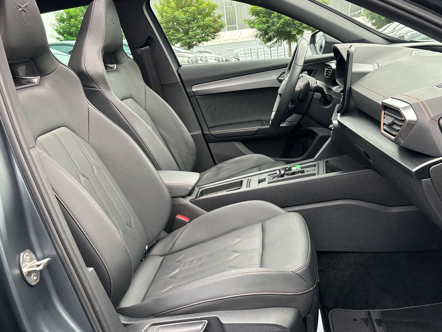 Cupra Formentor 1.4 eHybrid FullLink LED Digi-Cockpit