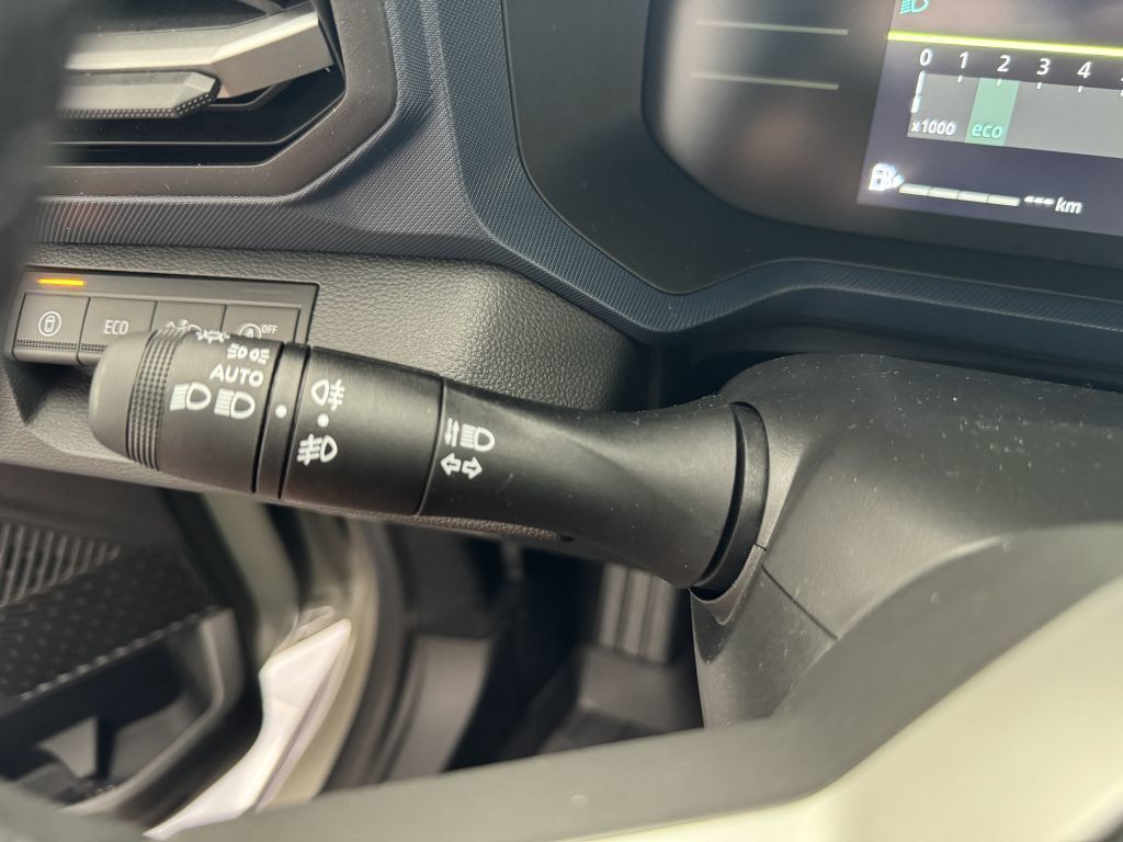Dacia Duster Neuer Journey TCe130 - Samsaru's Car Outlet