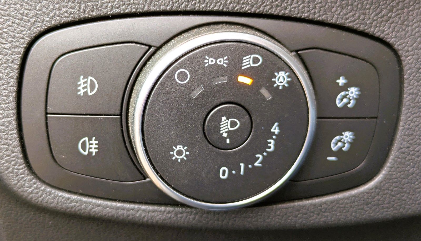 Ford Focus Turnier Cool & Connect *AHK*KAMERA*LED*
