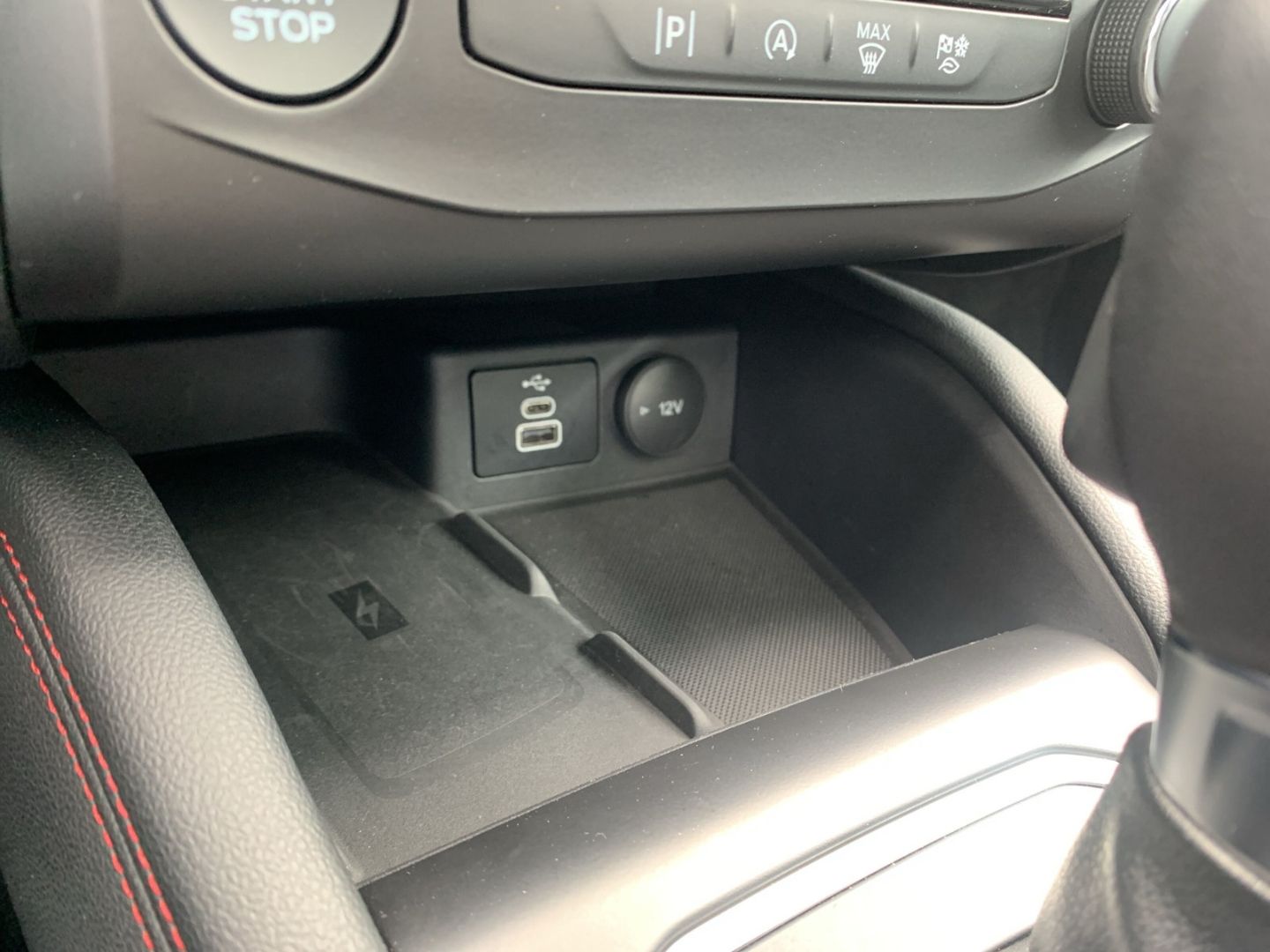 Ford Focus Turnier ST-Line X El. Panodach Navi Digita