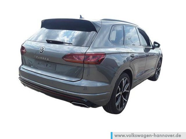 Volkswagen Touareg 3.0 TDI Tiptronic 4-Motion R-Line - Samsaru's Car Outlet