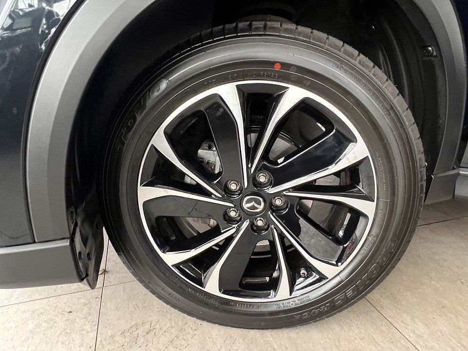 Mazda CX-5 2.5 Sports-Line AUTOMATIK Qi, Navi, 19"