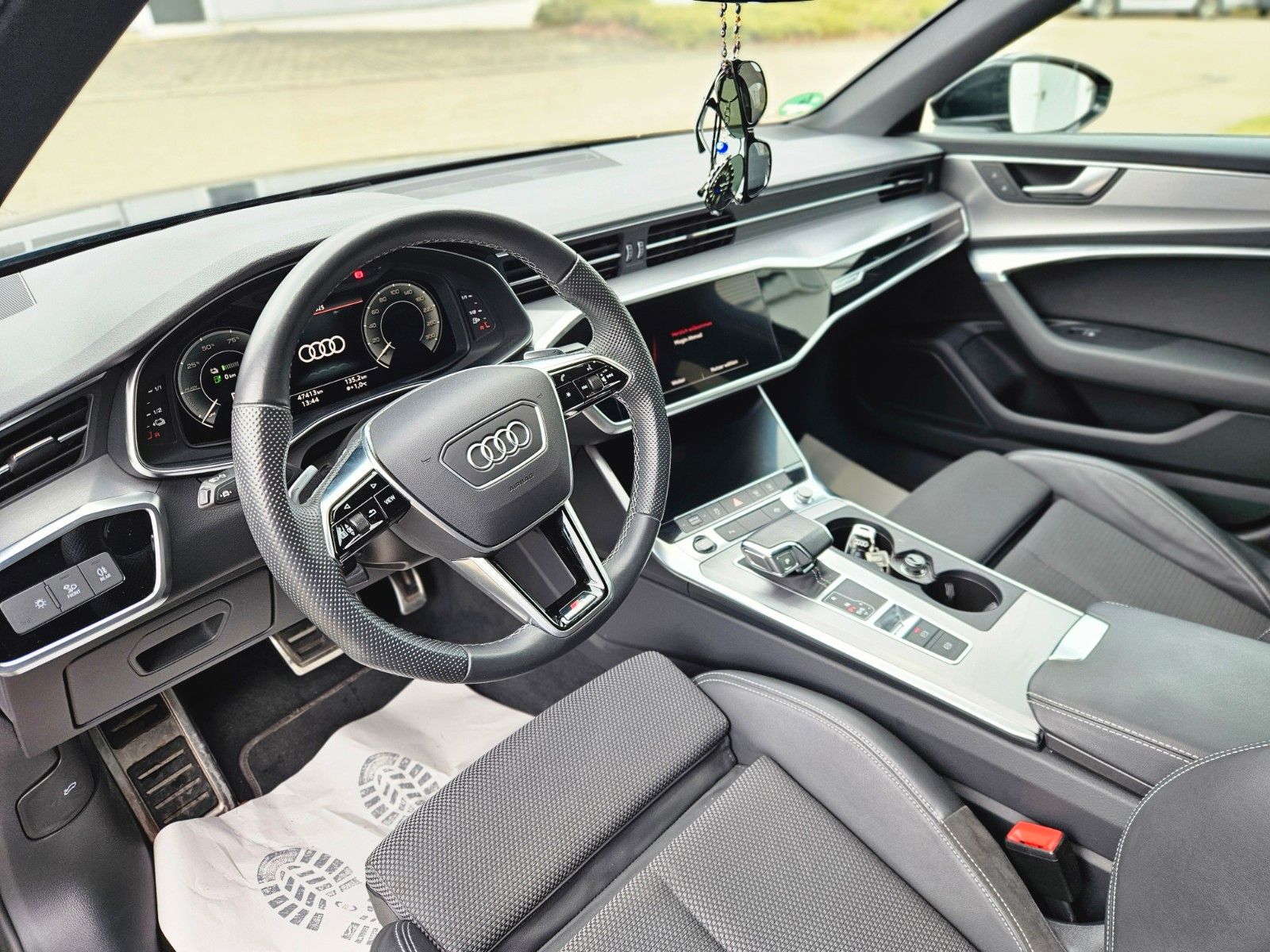 Audi A6 Lim. 50 TFSI e quattro S-line - Samsaru's Car Outlet