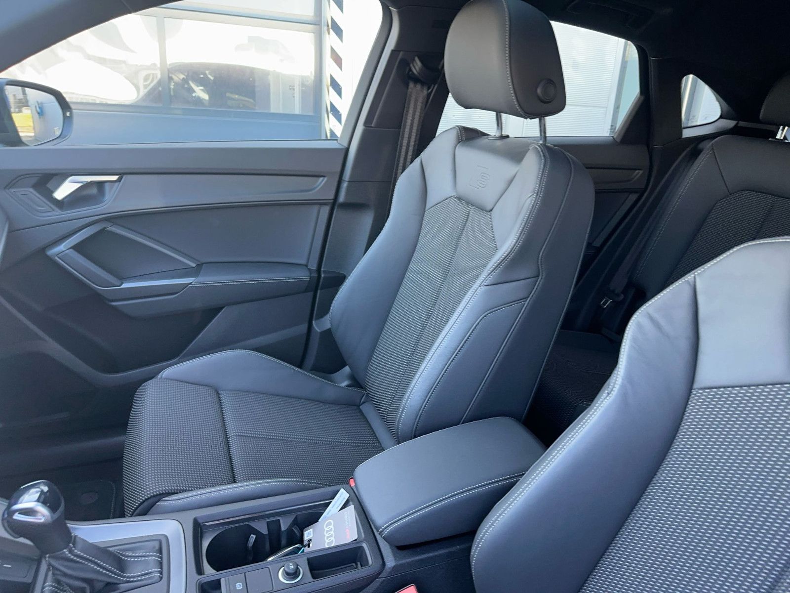 Audi Q3 35 TDI Sportback S line - Samsaru's Car Outlet