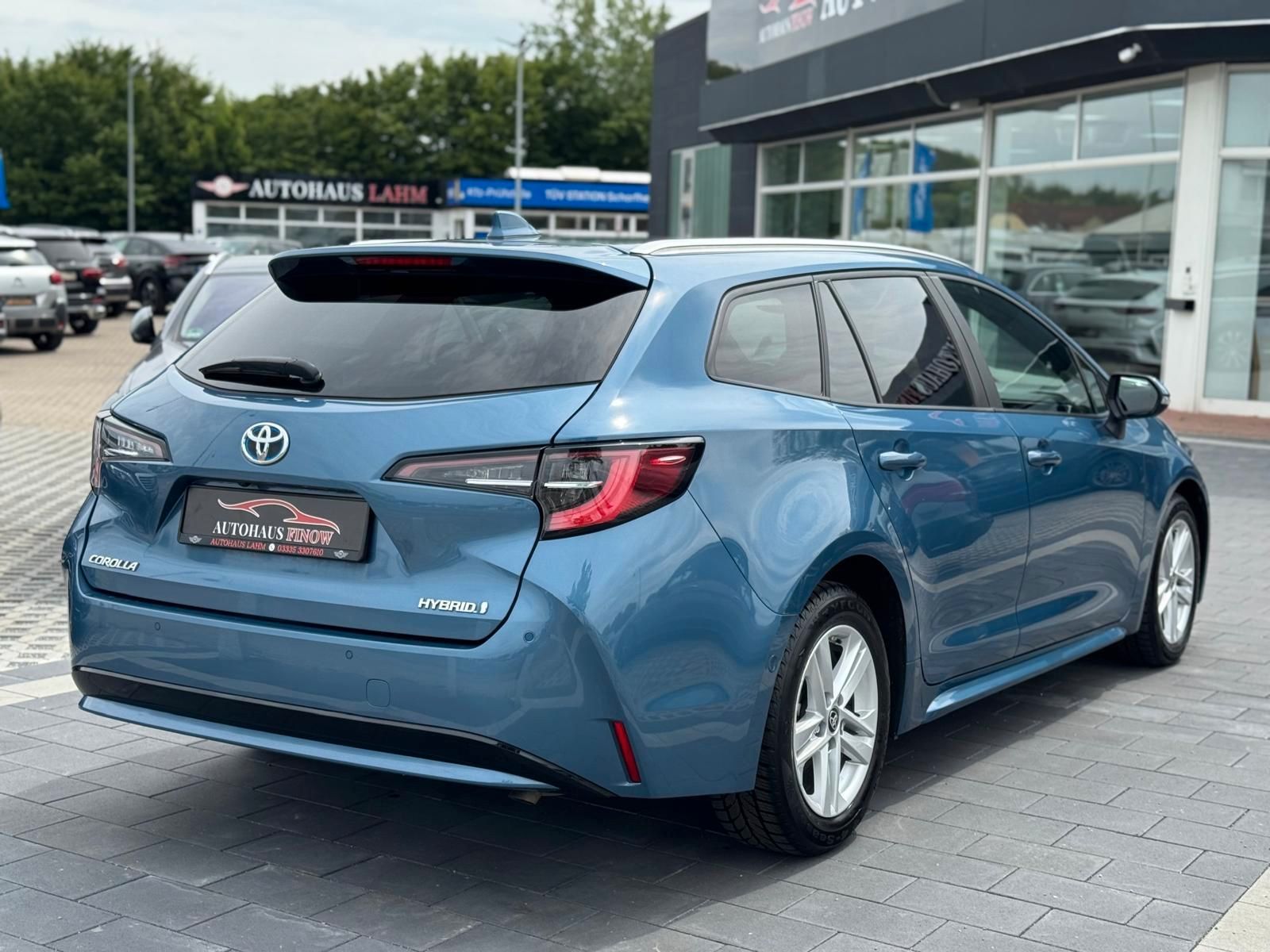 Toyota Corolla Touring Sports Hybrid Business Edition - Samsaru's Car Outlet