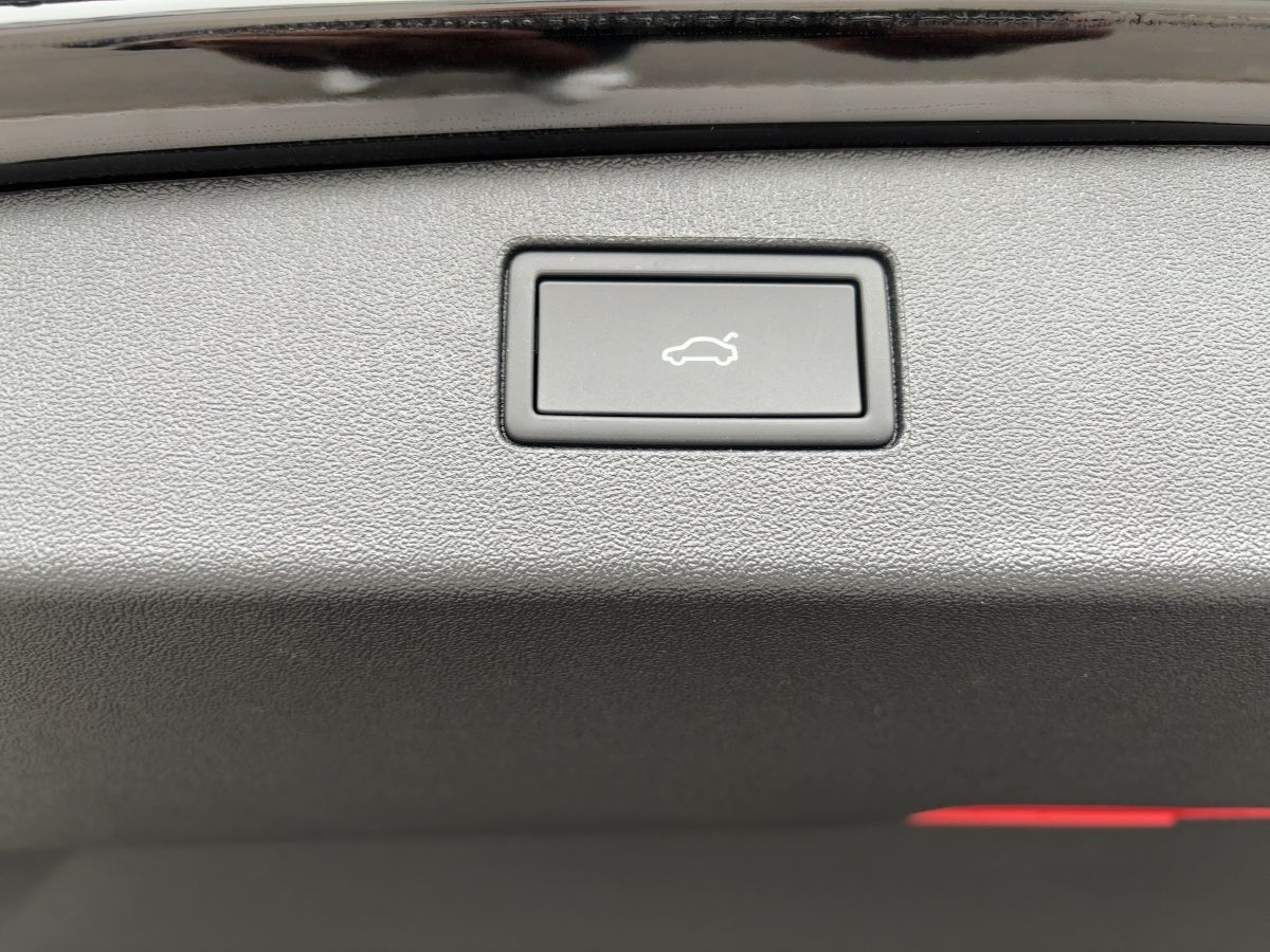 Volkswagen Tiguan 1.5 TSI DSG eHybrid Leder Navi P-Dach AHK