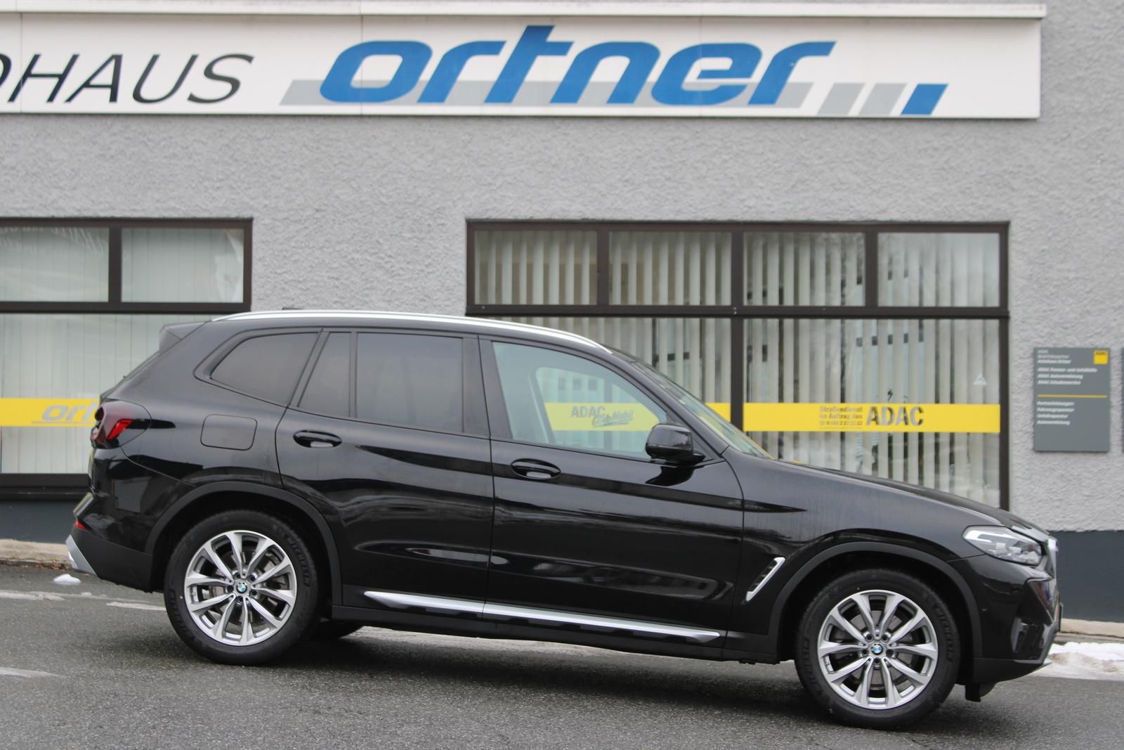 BMW X3 xDrive 20 i mild hybrid *LEDER*