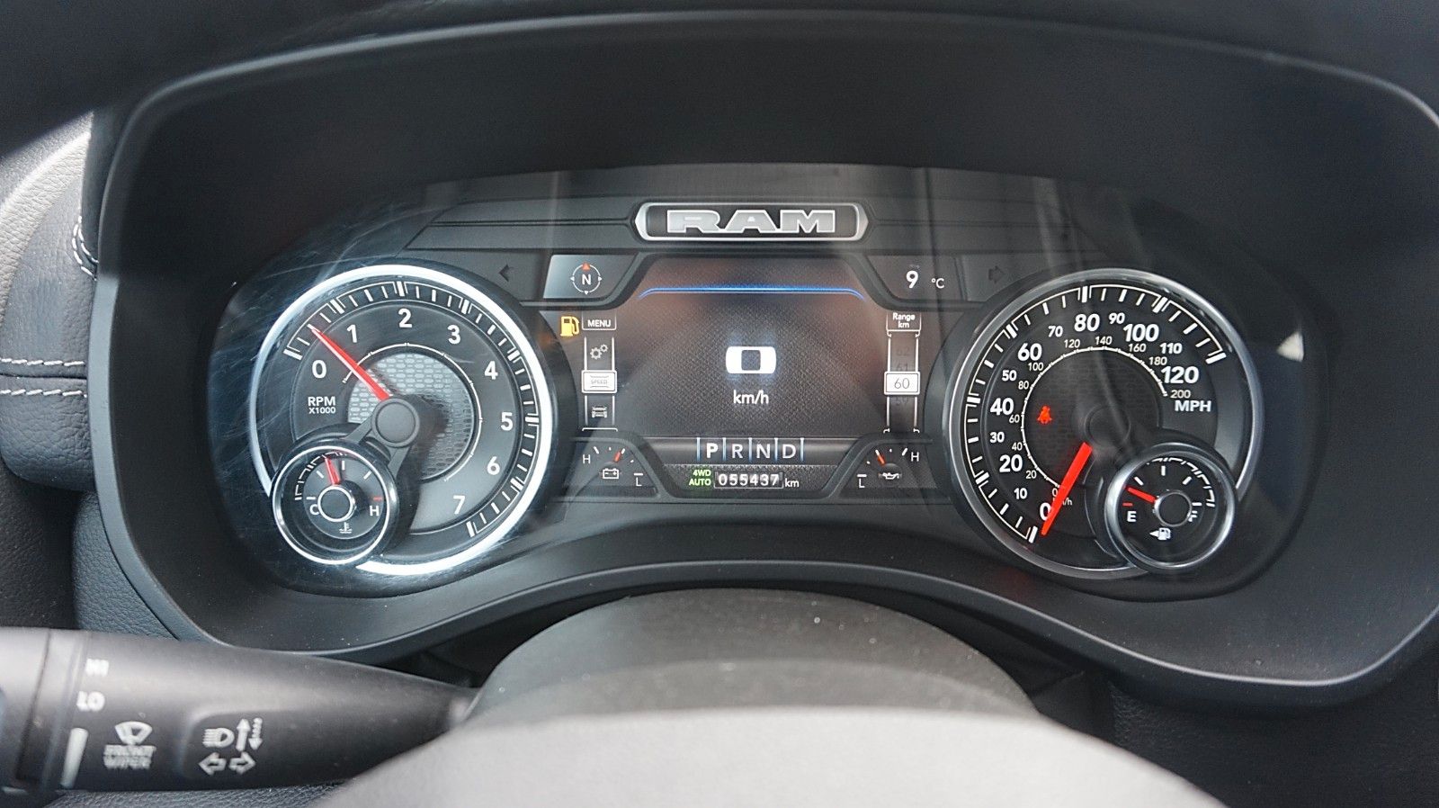 Dodge RAM 1500 HEMI 5.7l Crew-Cab*4x4*Navi*Alu20*AHK