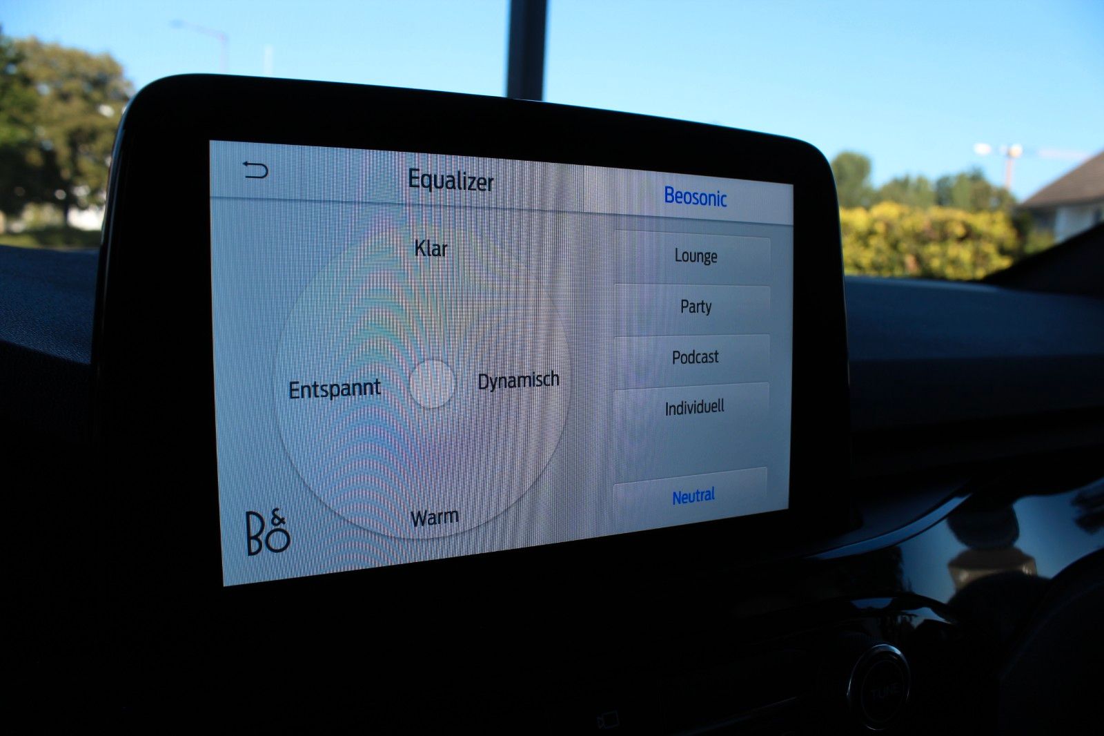 Ford Kuga ST-Line X Plug-In Hybrid - Samsaru's Car Outlet