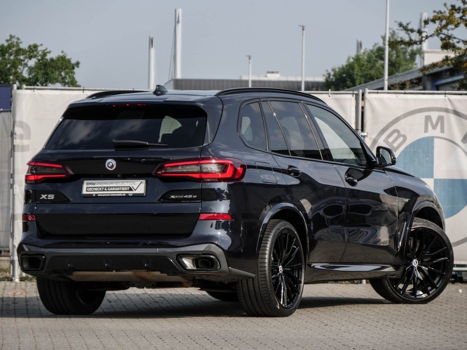 BMW X5 xDrive45e H/K+LASER+AHK+PANO+HuD+DA PROF