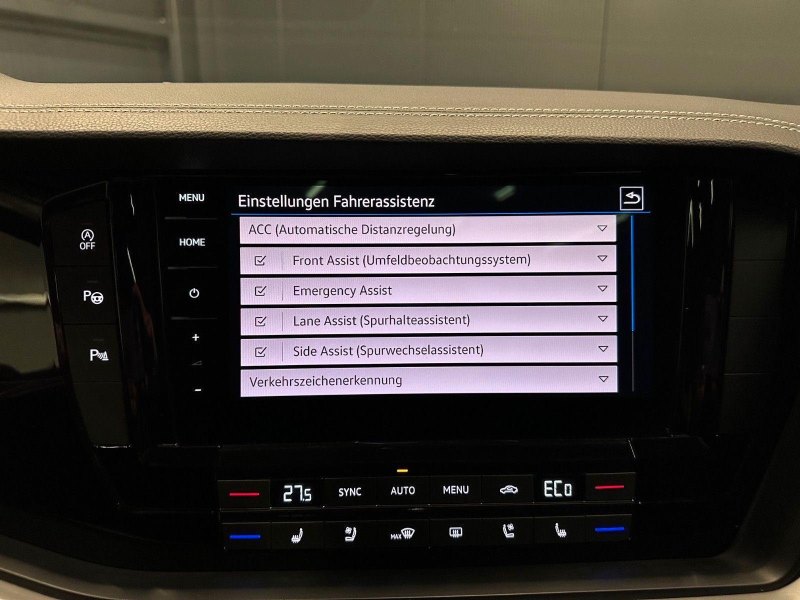 Volkswagen Touareg V6 TDI 4Motion - Samsaru's Car Outlet