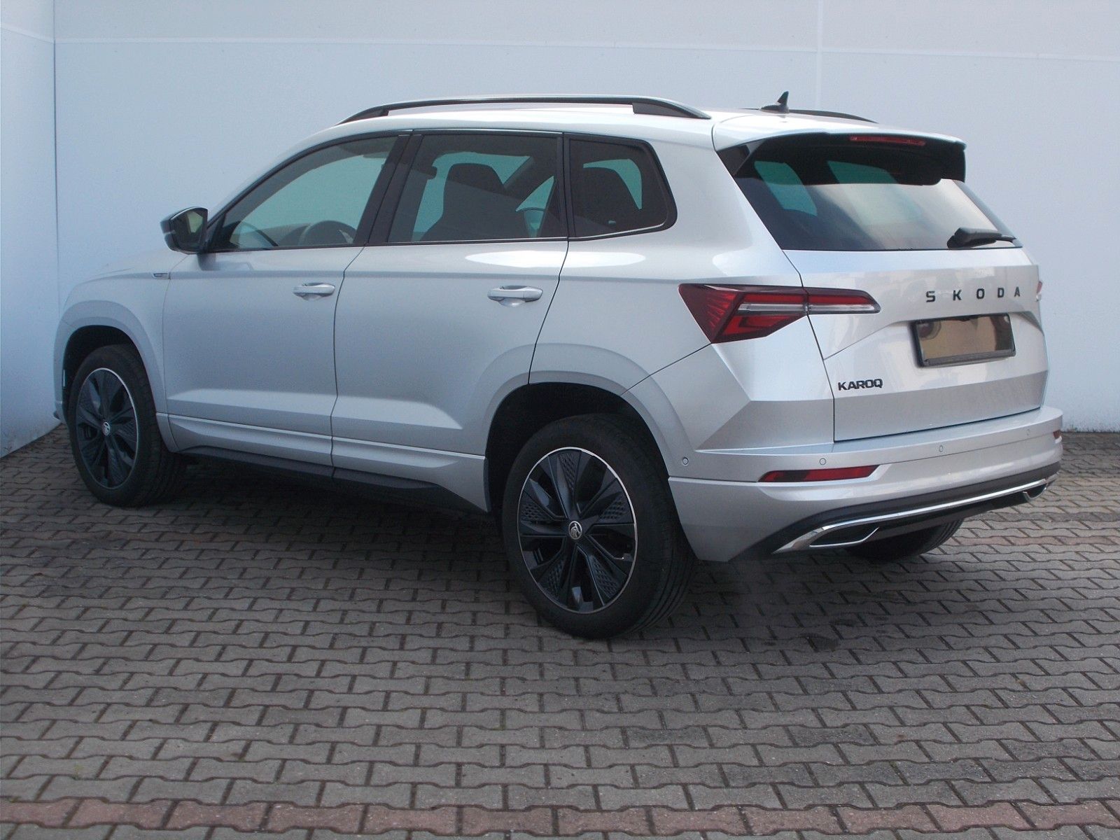 Skoda Karoq  1.5 TSI Sportline * DSG * Navi *AHK *360°