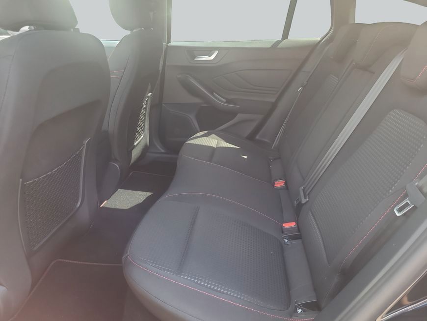 Ford Focus Turnier 1.0 EcoBoost Hybrid Aut. ST-LINE X