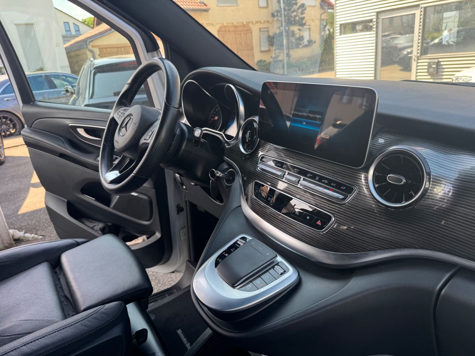 Mercedes-Benz V 300 d 4Ma Edition - Samsaru's Car Outlet