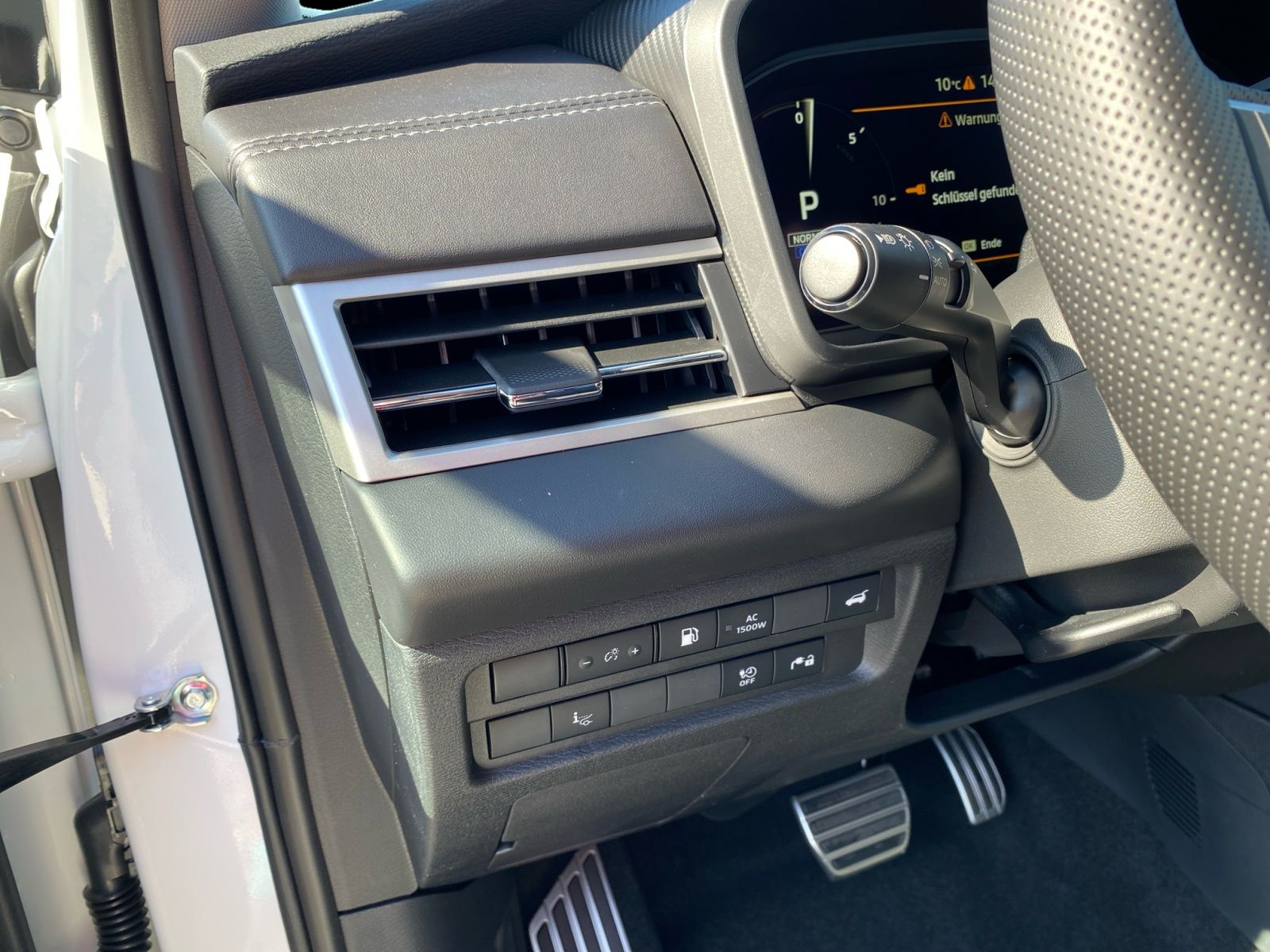 Mitsubishi Outlander Top 2.4 PHEV ACC PDC FLA STH LED