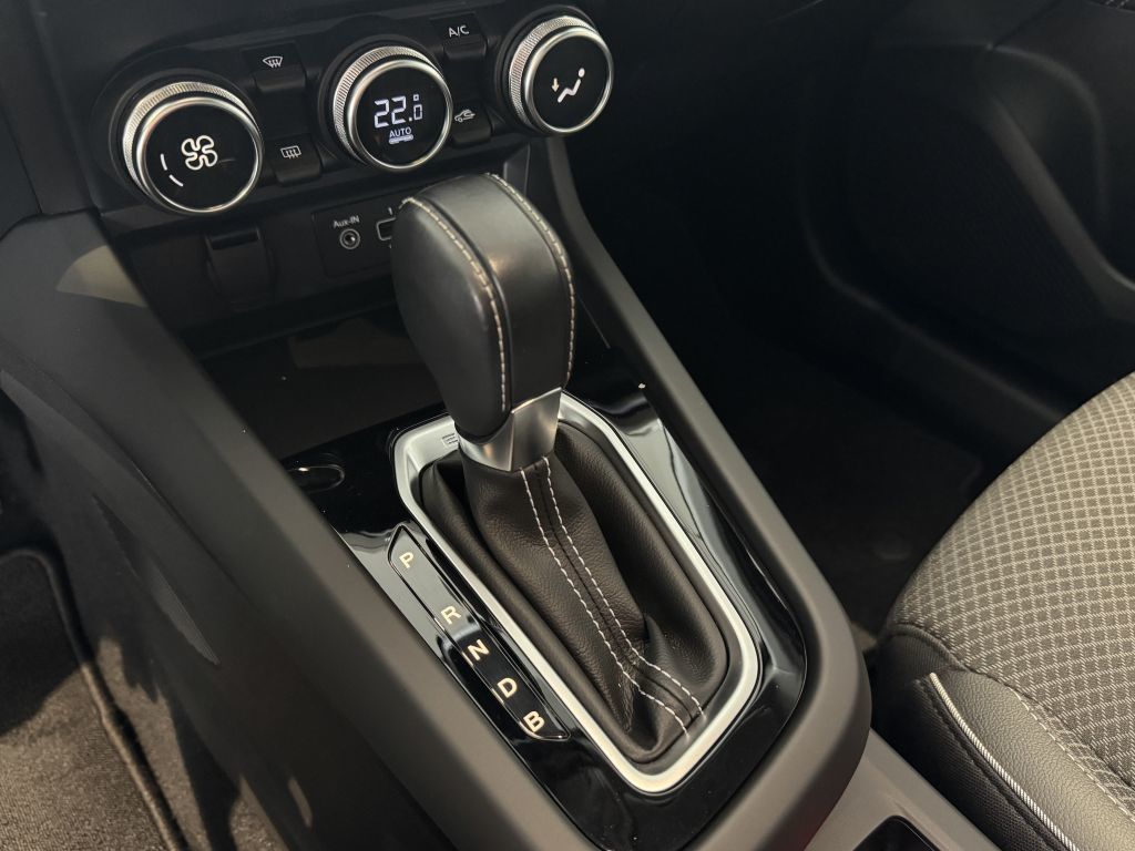 Renault Arkana INTENS E-TECH 145 - Samsaru's Car Outlet