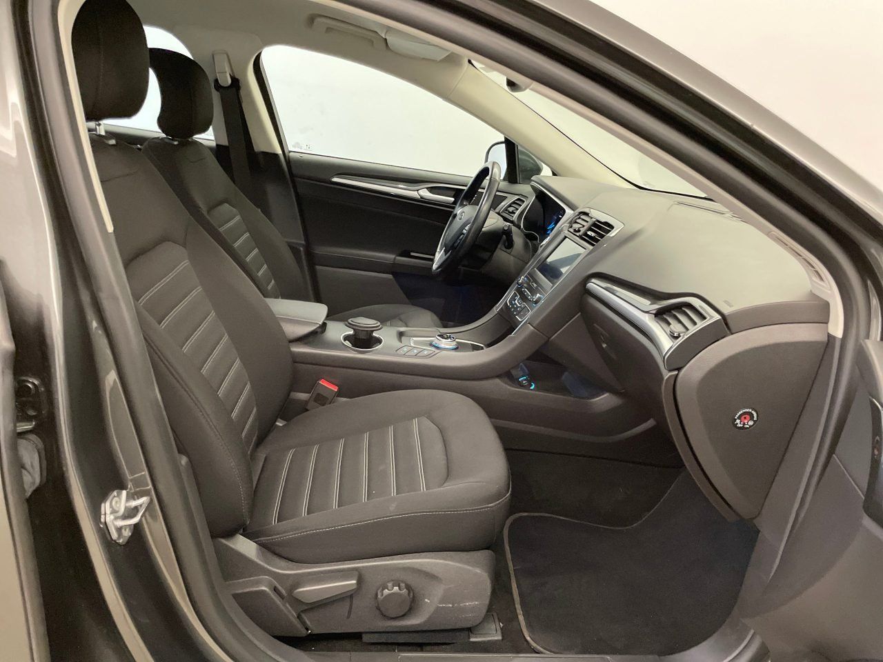 Ford Mondeo 2.0 EcoBlue Trend - Samsaru's Car Outlet