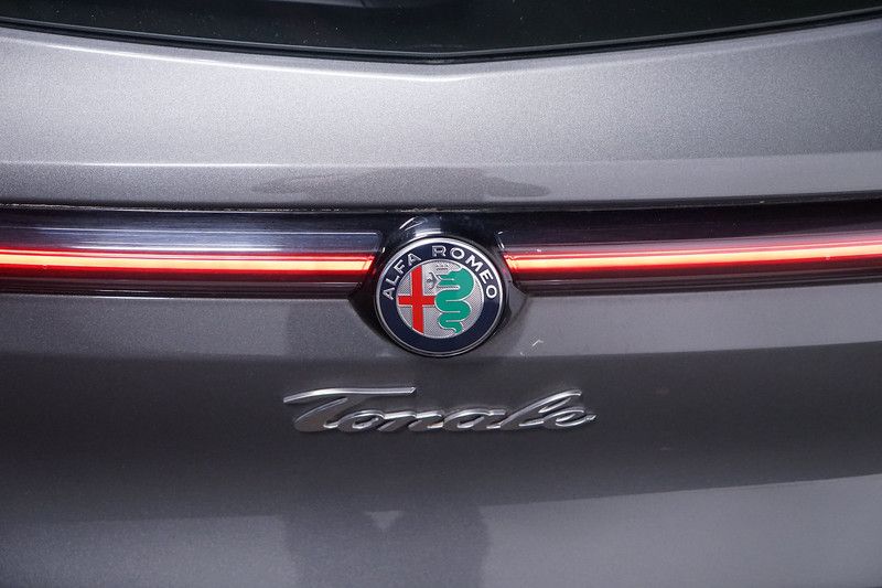 Alfa Romeo Tonale 1.5 VGT Hybrid Ti Aut.*Matrix*Kamera*Keyl