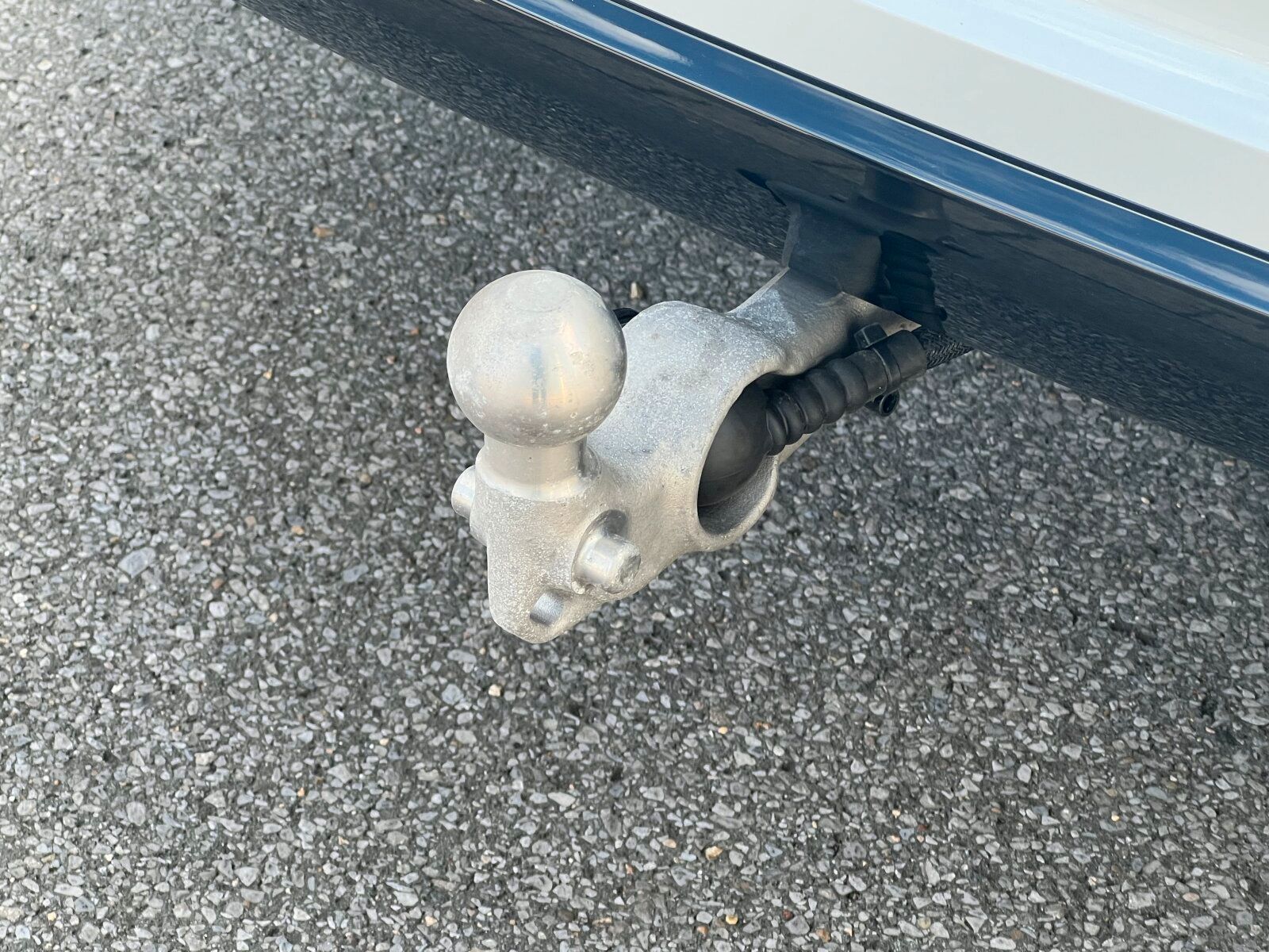 Volvo XC60 T6 Plus Dark AHK|PANO|20"|LEDER|FLED|