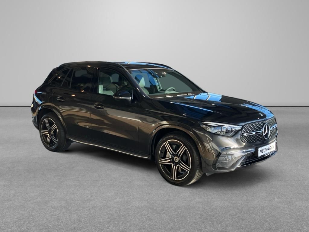Mercedes-Benz GLC 300 4M AMG*AHK*Night*Sound*Pano-Dach*LED*KAM