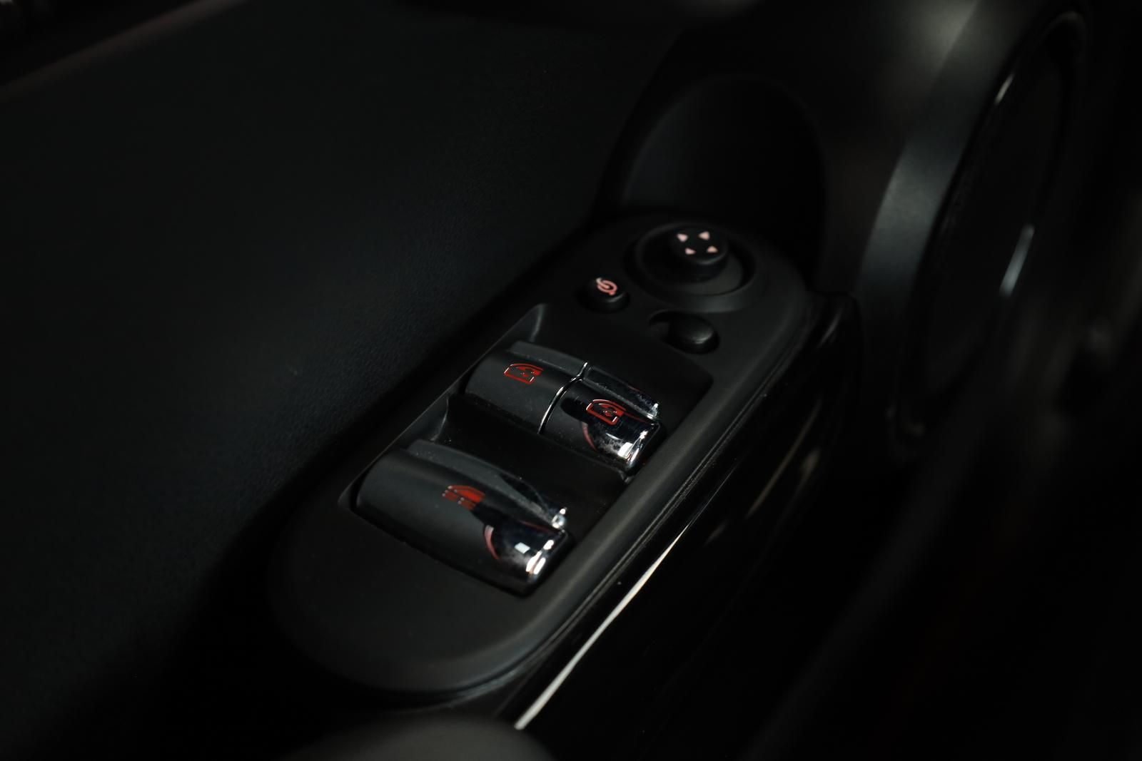 MINI Cooper S Cabrio JCW Premium+ - Samsaru's Car Outlet