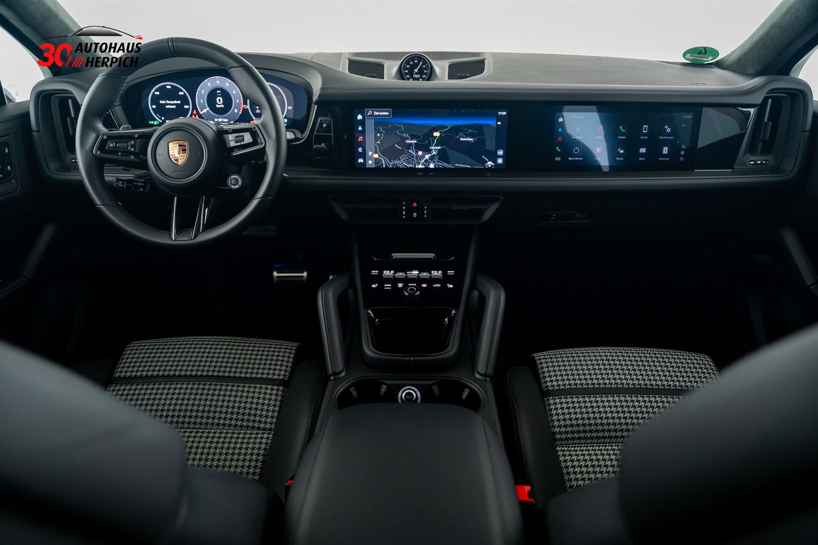 Porsche Cayenne GTS Coupé 22" Sport-Paket PDCC HUD HAL